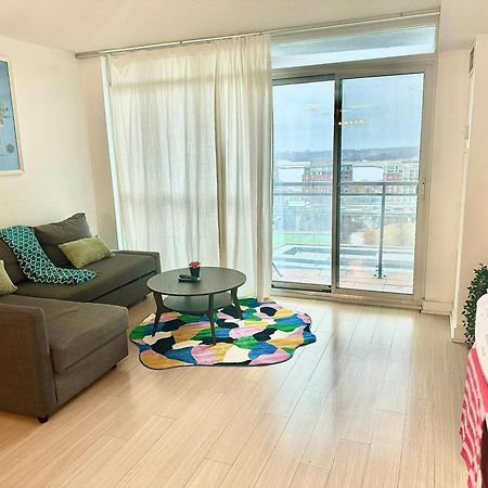 Lush Condo By Cntower - Free Parking Toronto Exterior foto
